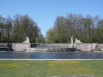 фонтан у дворца